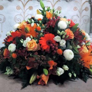 PF Assistance - Composition florale coussin Maeva
