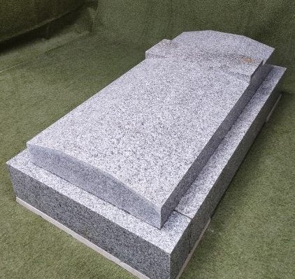 Monument funéraire reconditionné - modèle RDG209044P - coté droit