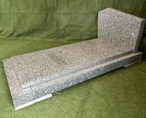 Monument funéraire reconditionné - modèle RPE230014P - coté droit