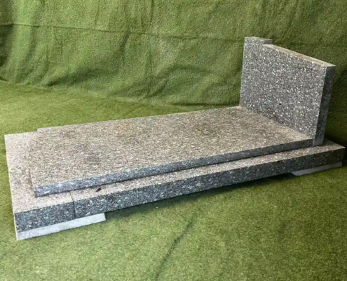 Monument funéraire reconditionné - modèle RPE411024P - coté droit