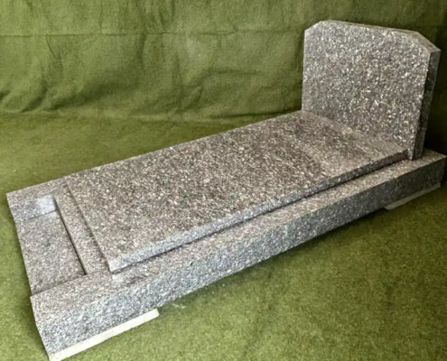 Monument funéraire reconditionné - modèle RPE430015P - coté droit