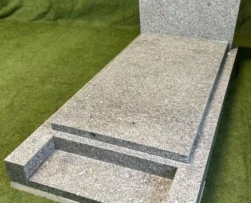 Monument funéraire reconditionné - modèle RPE627014P - coté droit