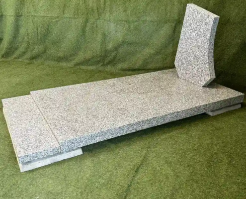 Monument funéraire reconditionné - modèle RPS20204DS - coté droit